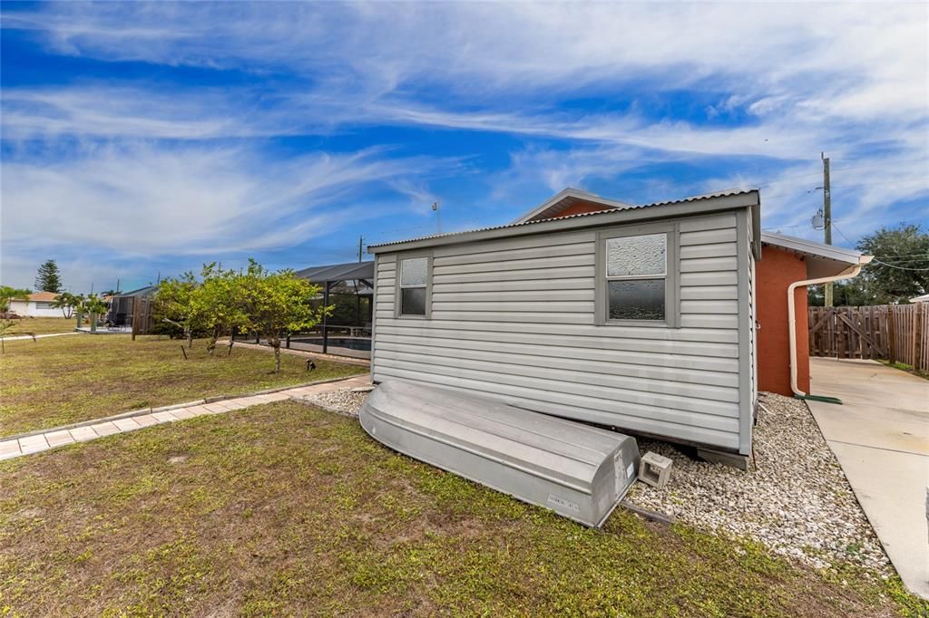 For Sale: $459,000 (3 beds, 2 baths, 1881 Square Feet)