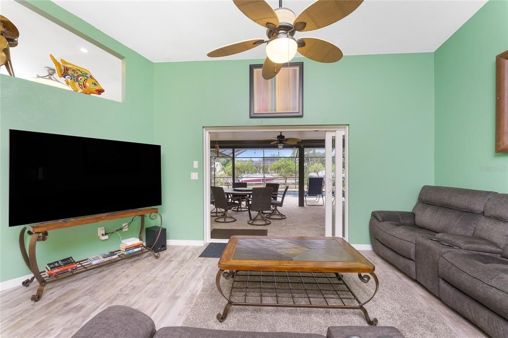 For Sale: $459,000 (3 beds, 2 baths, 1881 Square Feet)