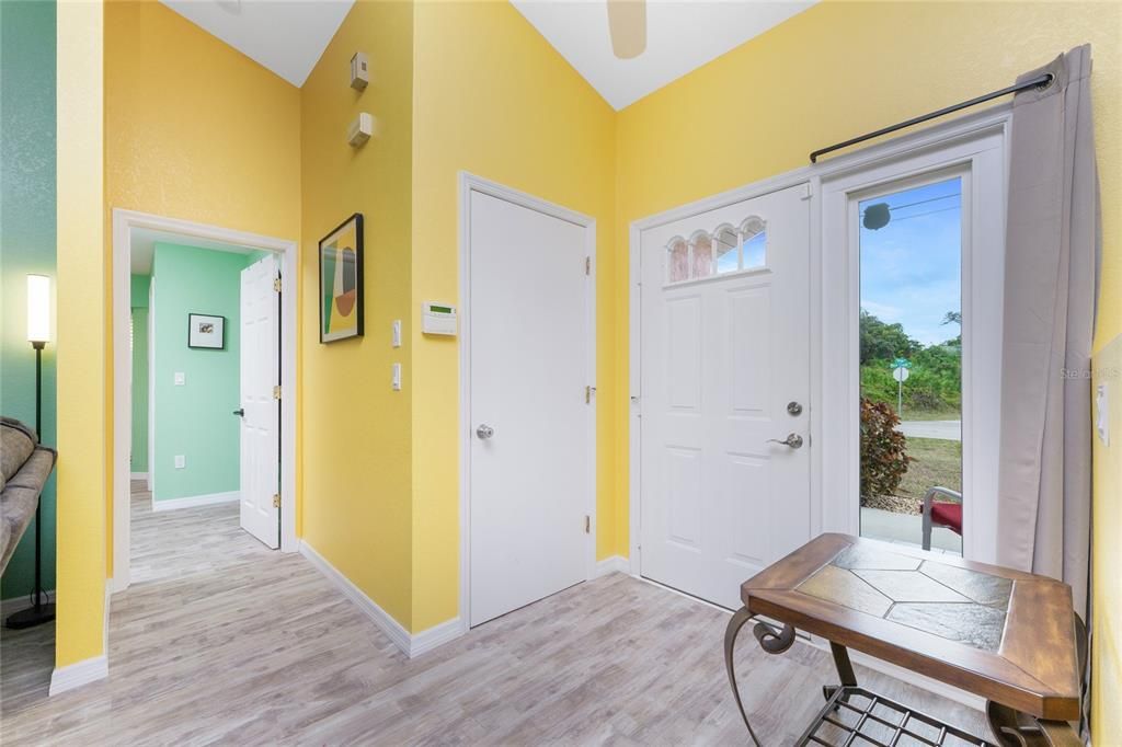 For Sale: $459,000 (3 beds, 2 baths, 1881 Square Feet)