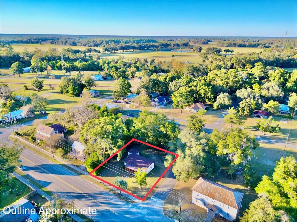 В аренду: $1,600 (2 спален, 1 ванн, 864 Квадратных фут)