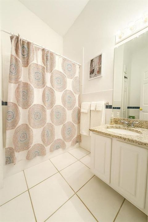 For Sale: $325,000 (3 beds, 2 baths, 1728 Square Feet)