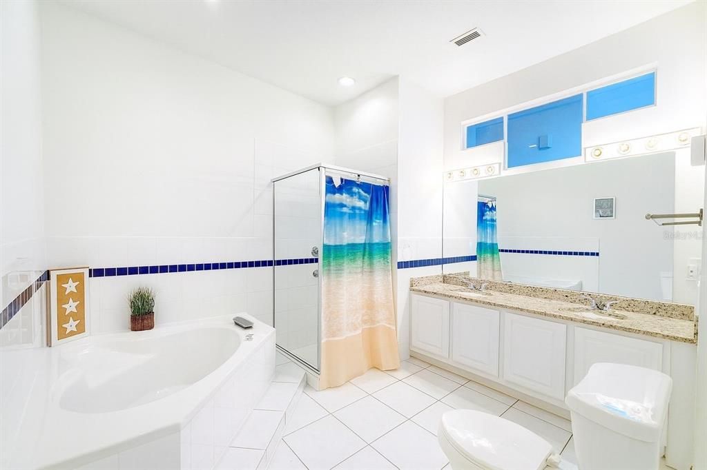 For Sale: $325,000 (3 beds, 2 baths, 1728 Square Feet)