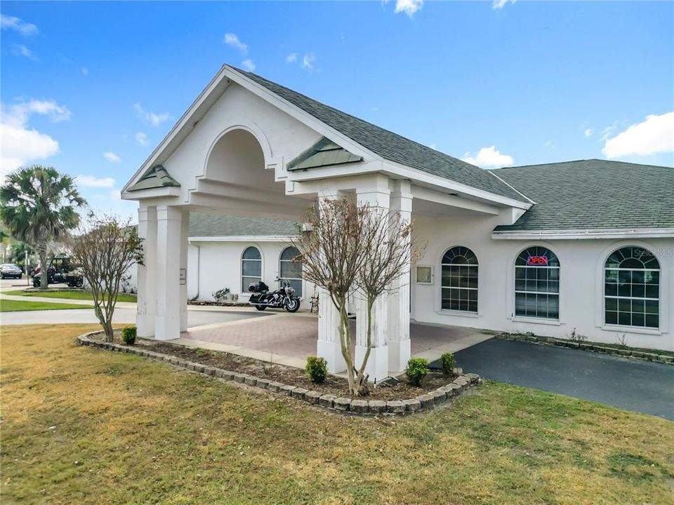 For Sale: $419,000 (2 beds, 2 baths, 1736 Square Feet)