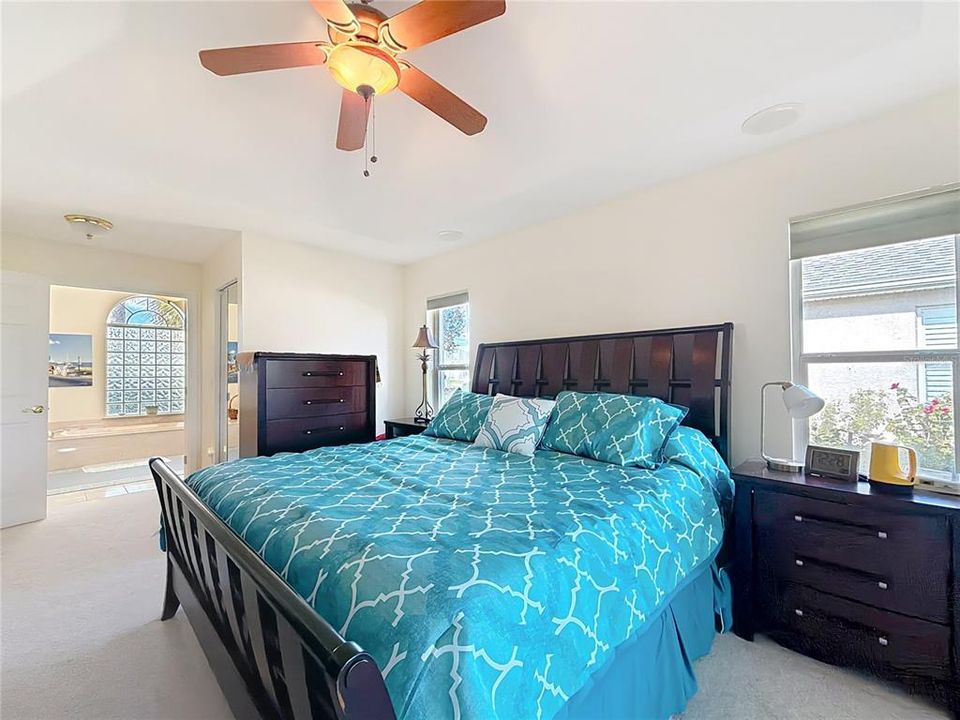 For Sale: $419,000 (2 beds, 2 baths, 1736 Square Feet)