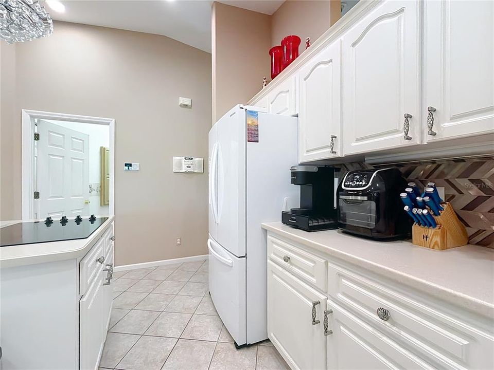 For Sale: $419,000 (2 beds, 2 baths, 1736 Square Feet)