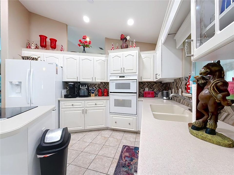 For Sale: $419,000 (2 beds, 2 baths, 1736 Square Feet)