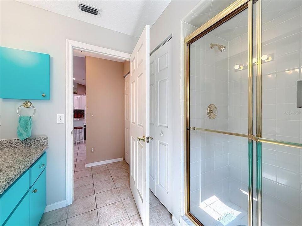 For Sale: $419,000 (2 beds, 2 baths, 1736 Square Feet)