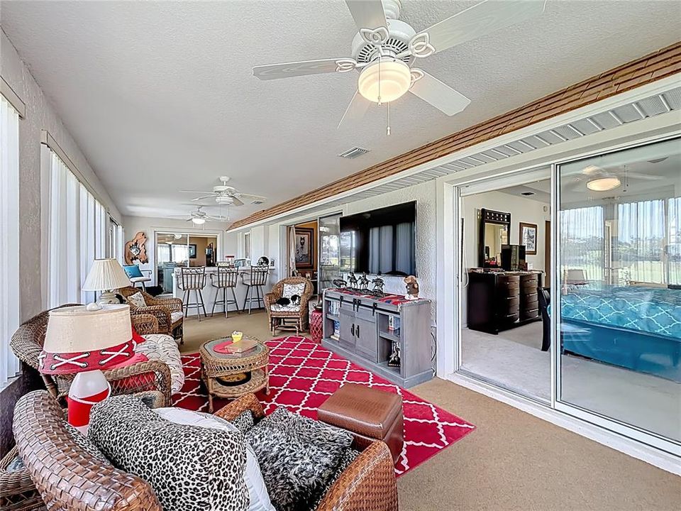 For Sale: $419,000 (2 beds, 2 baths, 1736 Square Feet)