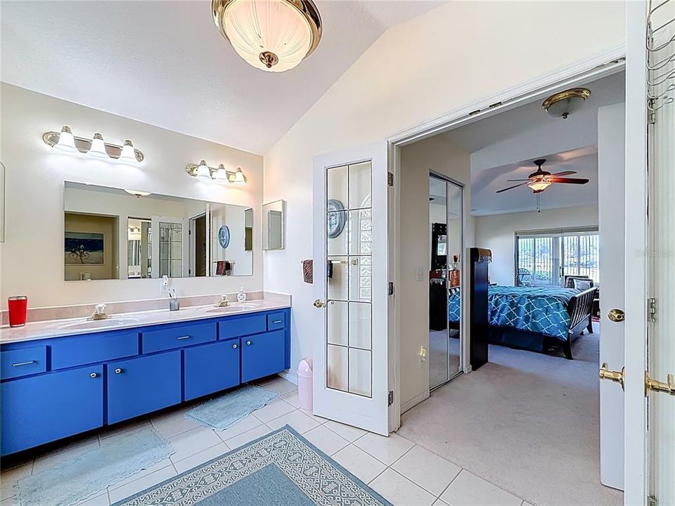 For Sale: $419,000 (2 beds, 2 baths, 1736 Square Feet)