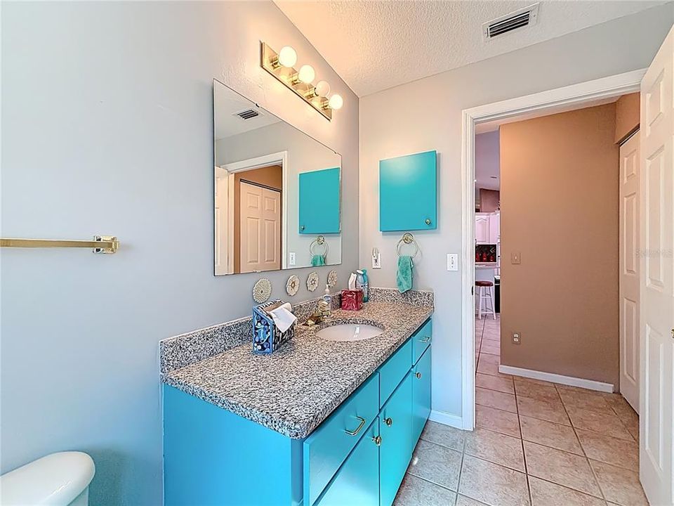 For Sale: $419,000 (2 beds, 2 baths, 1736 Square Feet)