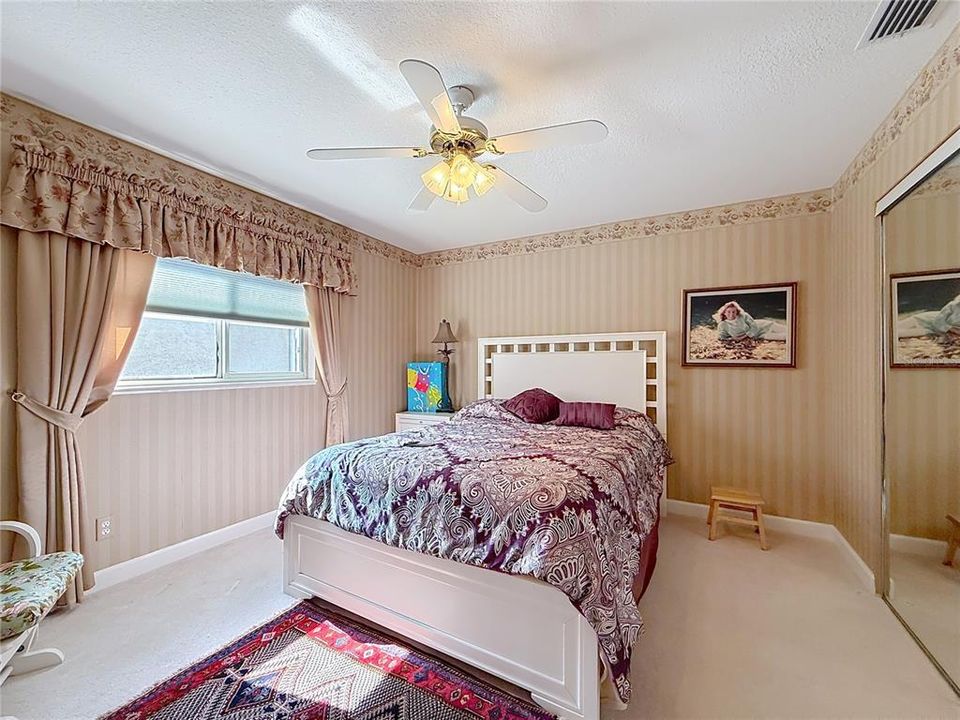 For Sale: $419,000 (2 beds, 2 baths, 1736 Square Feet)