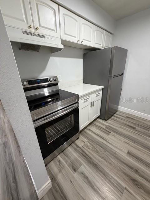 For Rent: $1,200 (1 beds, 1 baths, 760 Square Feet)