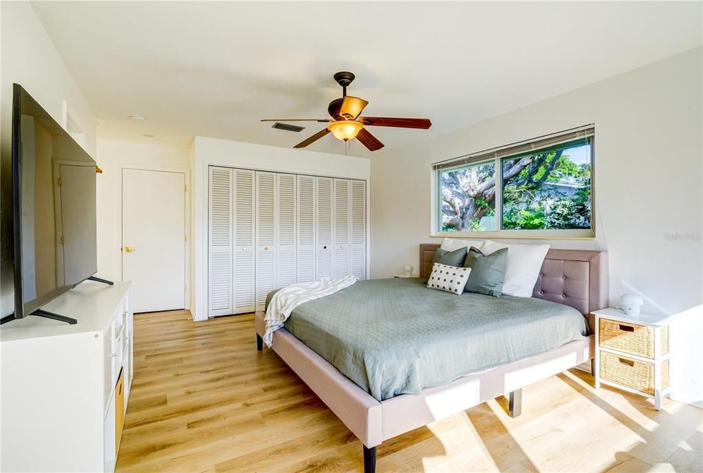 For Rent: $3,750 (3 beds, 3 baths, 2017 Square Feet)