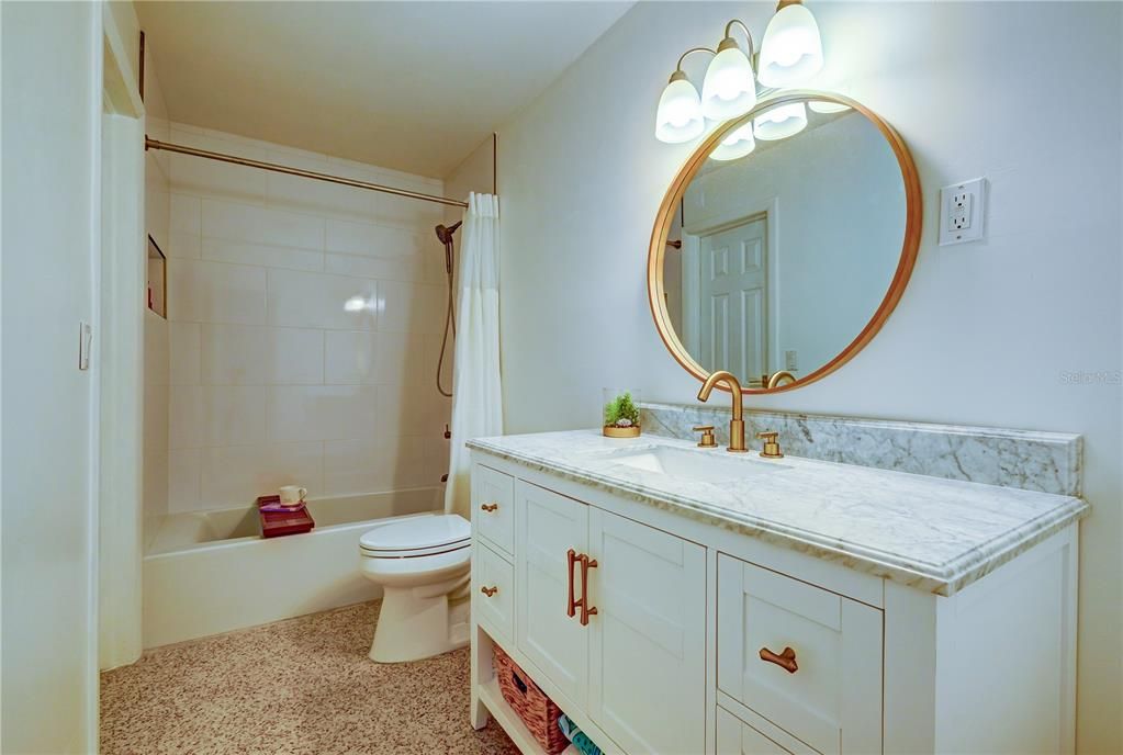 For Rent: $3,750 (3 beds, 3 baths, 2017 Square Feet)