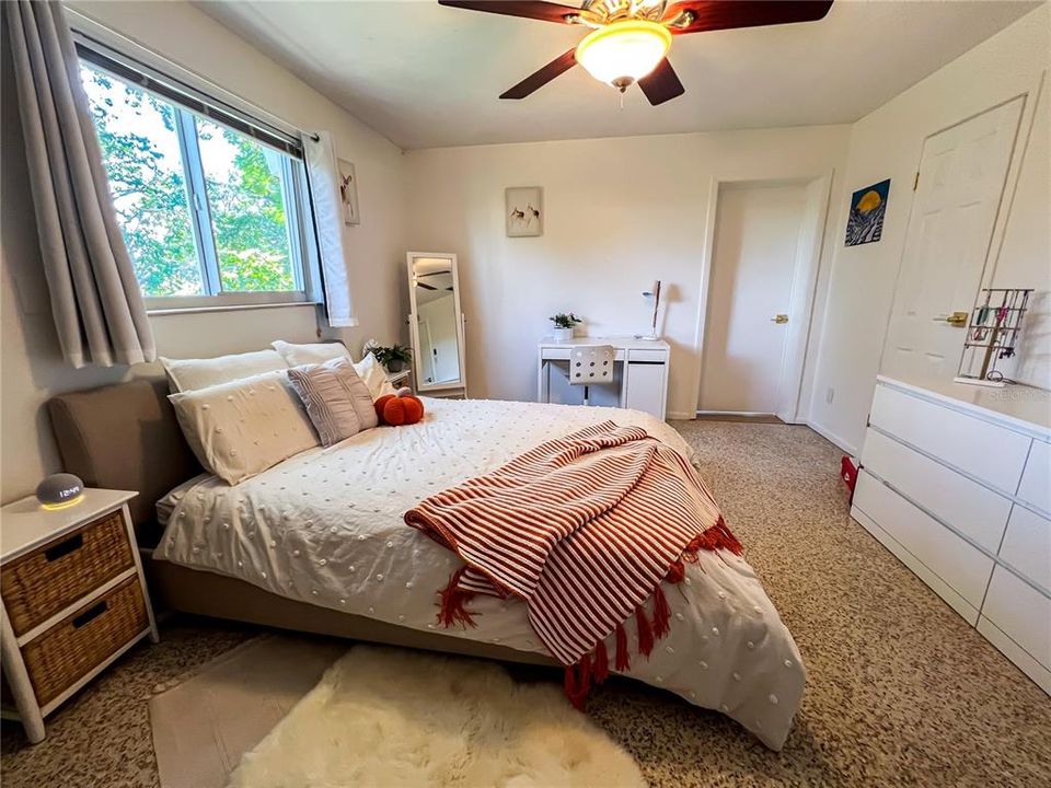 For Rent: $3,750 (3 beds, 3 baths, 2017 Square Feet)