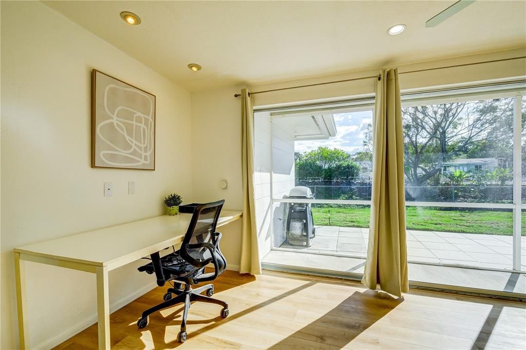 For Rent: $3,750 (3 beds, 3 baths, 2017 Square Feet)