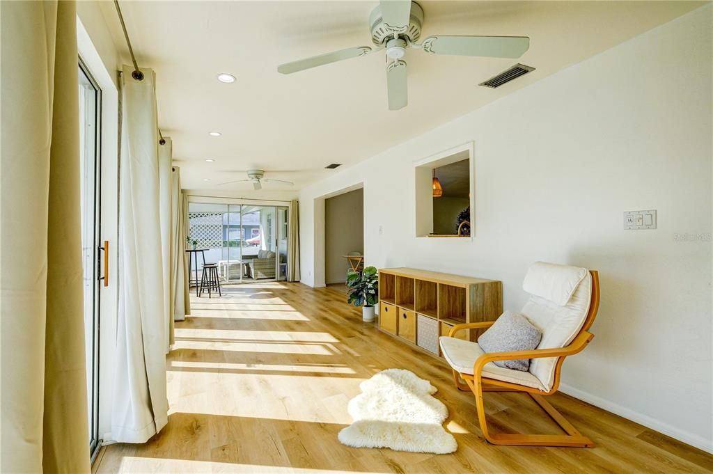 For Rent: $3,750 (3 beds, 3 baths, 2017 Square Feet)