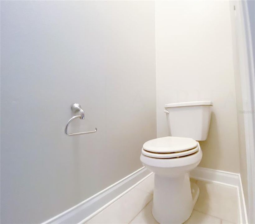 出租: $3,000 (2 贝兹, 2 浴室, 1612 平方英尺)