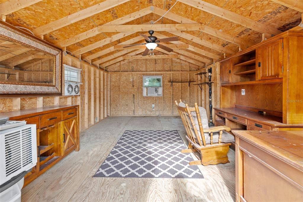 Active With Contract: $235,000 (3 beds, 1 baths, 770 Square Feet)