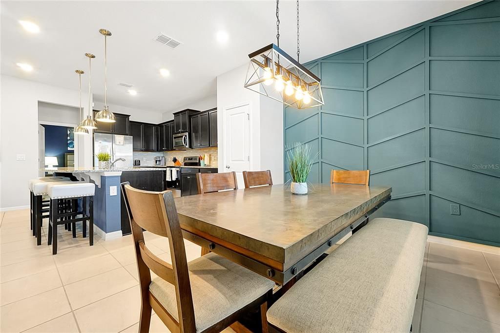 待售: $585,000 (5 贝兹, 4 浴室, 2504 平方英尺)