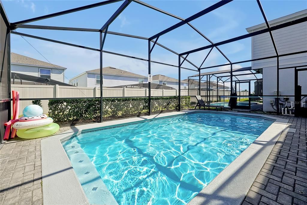 待售: $585,000 (5 贝兹, 4 浴室, 2504 平方英尺)