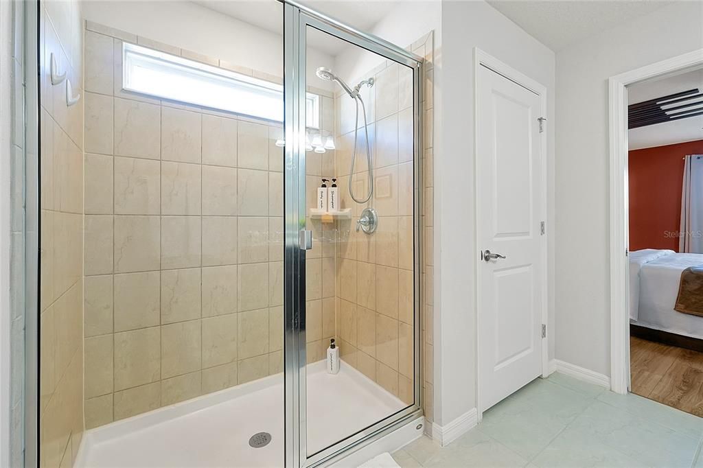 待售: $585,000 (5 贝兹, 4 浴室, 2504 平方英尺)