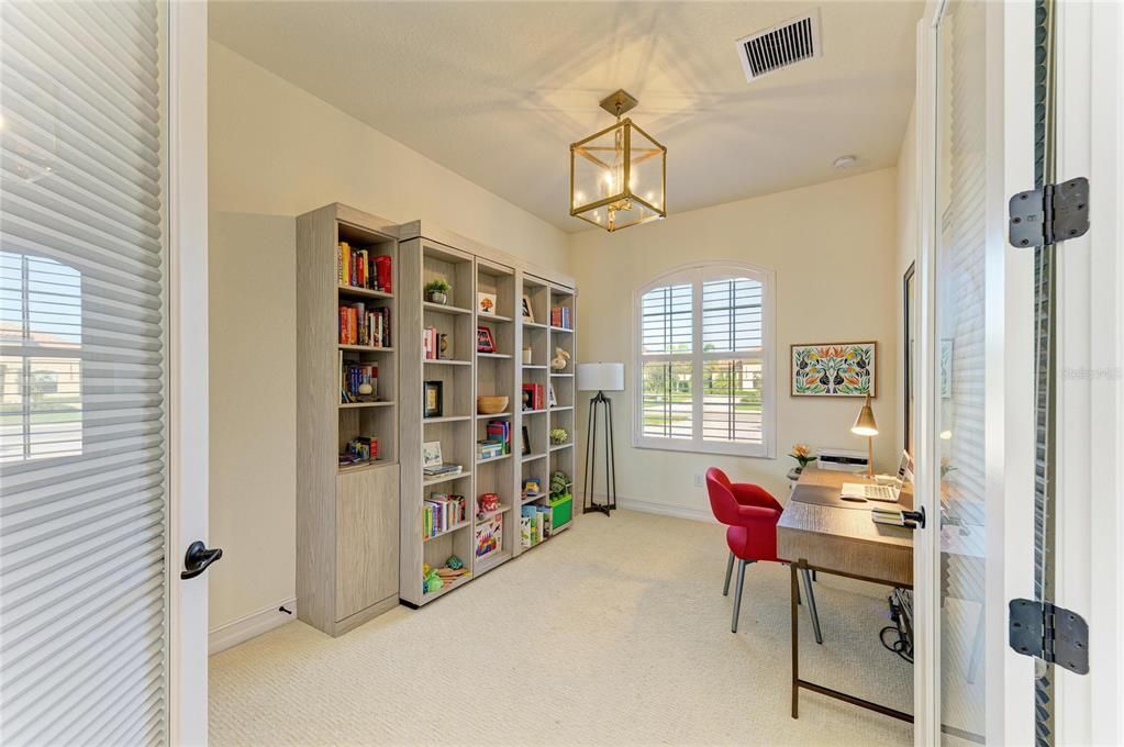 For Sale: $1,325,000 (4 beds, 2 baths, 2390 Square Feet)