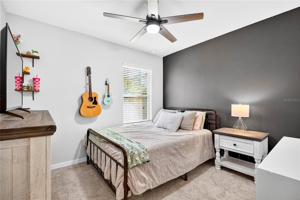 For Sale: $365,000 (4 beds, 2 baths, 1846 Square Feet)