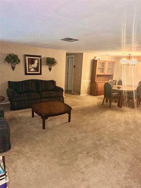 For Sale: $319,900 (2 beds, 2 baths, 1310 Square Feet)