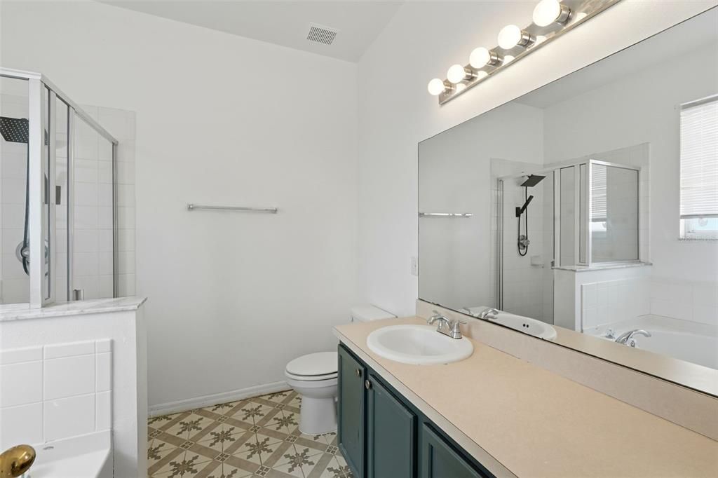 En Venta: $309,900 (3 camas, 2 baños, 1896 Pies cuadrados)