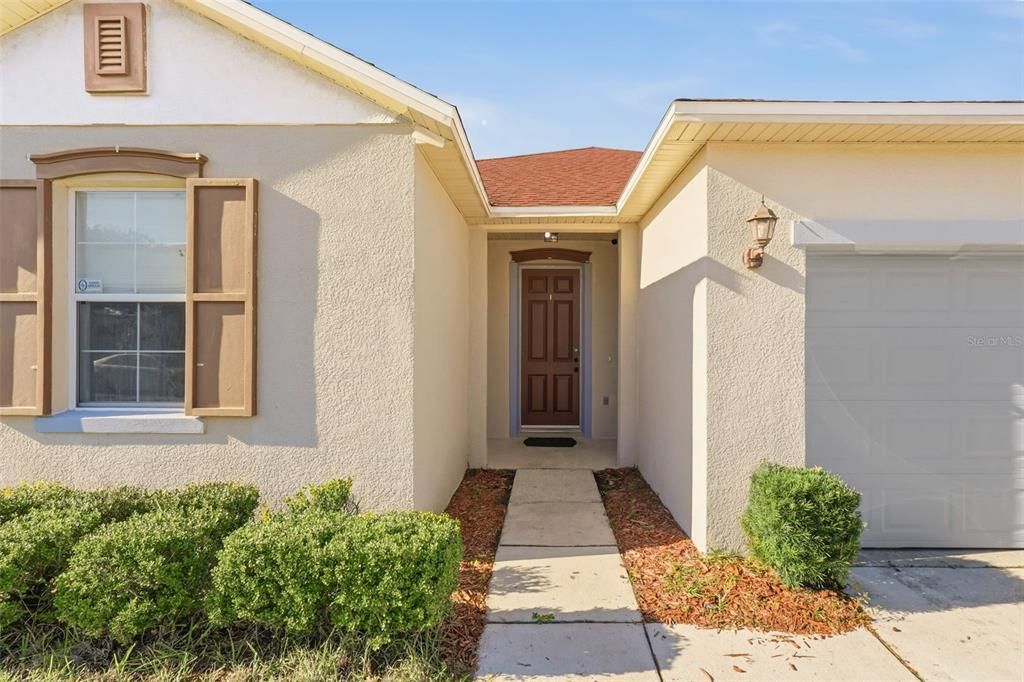 En Venta: $309,900 (3 camas, 2 baños, 1896 Pies cuadrados)