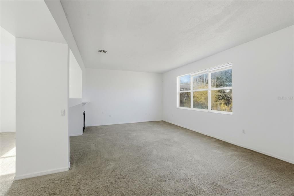 En Venta: $309,900 (3 camas, 2 baños, 1896 Pies cuadrados)