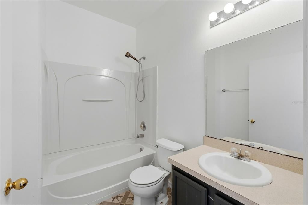 En Venta: $309,900 (3 camas, 2 baños, 1896 Pies cuadrados)