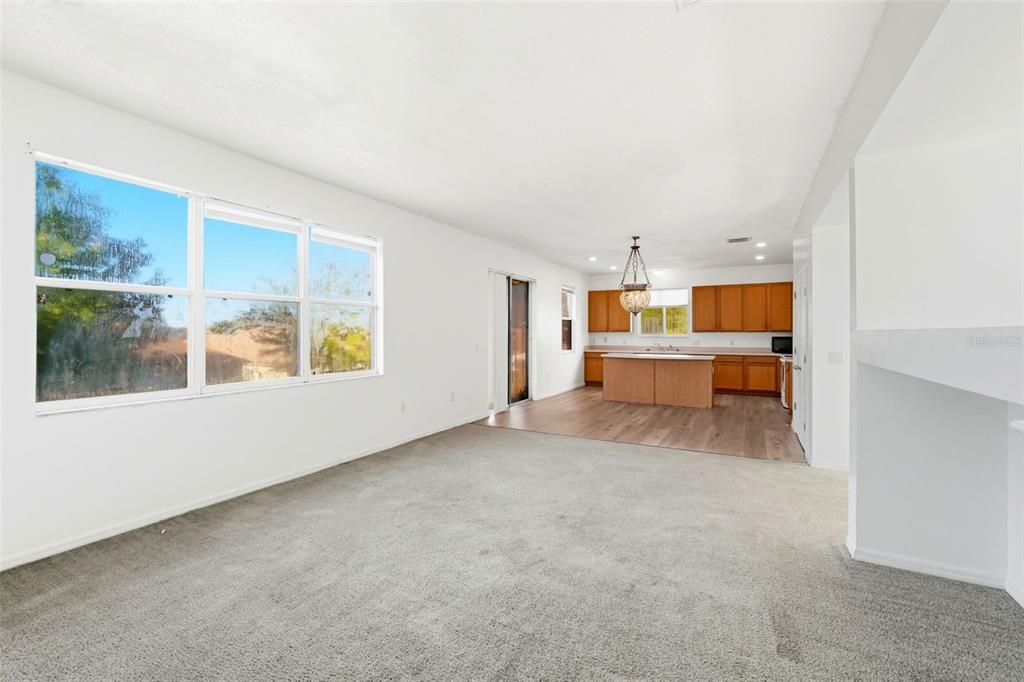 En Venta: $309,900 (3 camas, 2 baños, 1896 Pies cuadrados)