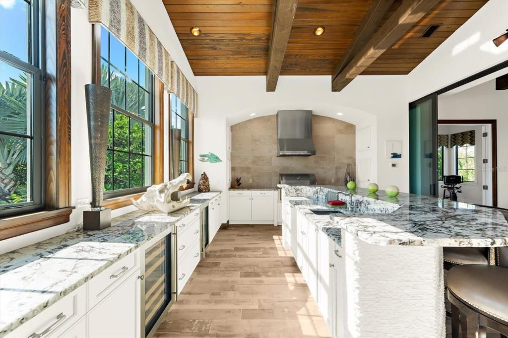 En Venta: $6,500,000 (4 camas, 5 baños, 6486 Pies cuadrados)
