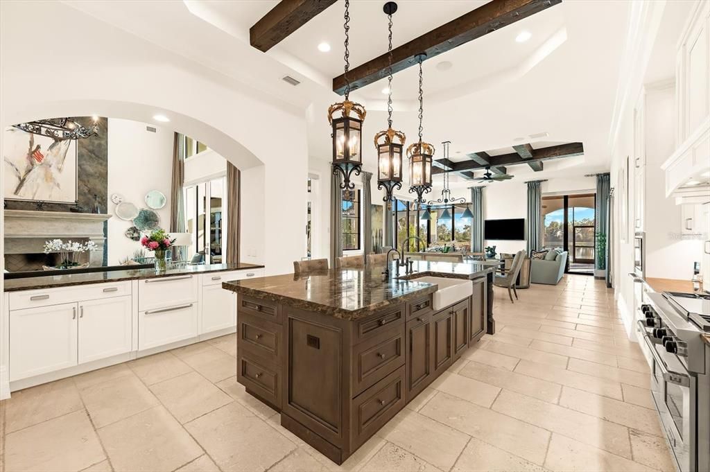 En Venta: $6,500,000 (4 camas, 5 baños, 6486 Pies cuadrados)