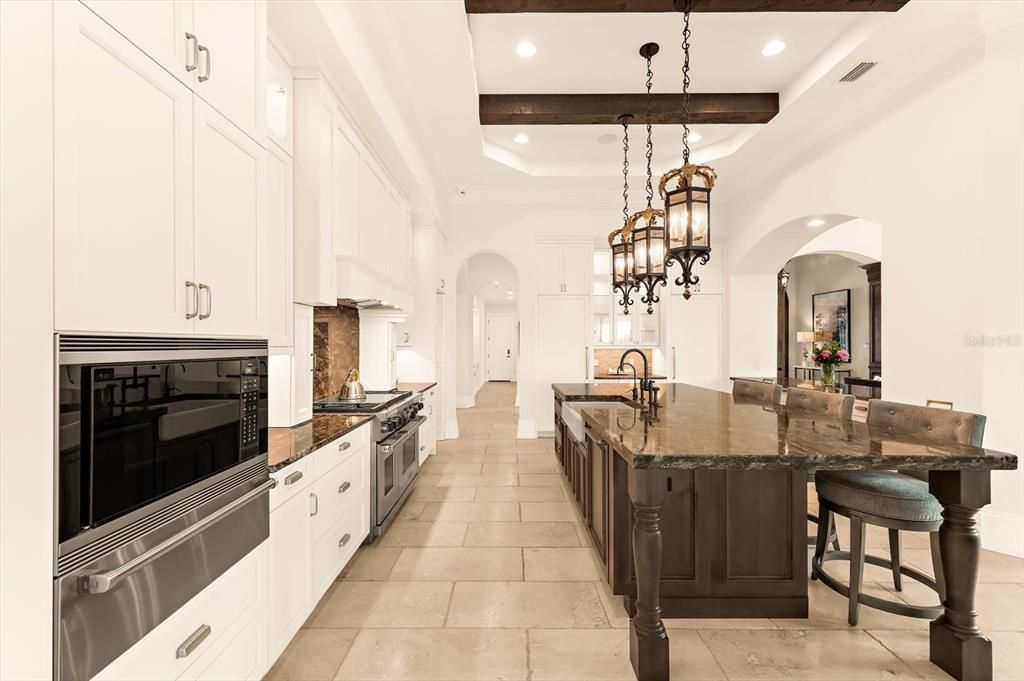 En Venta: $6,500,000 (4 camas, 5 baños, 6486 Pies cuadrados)