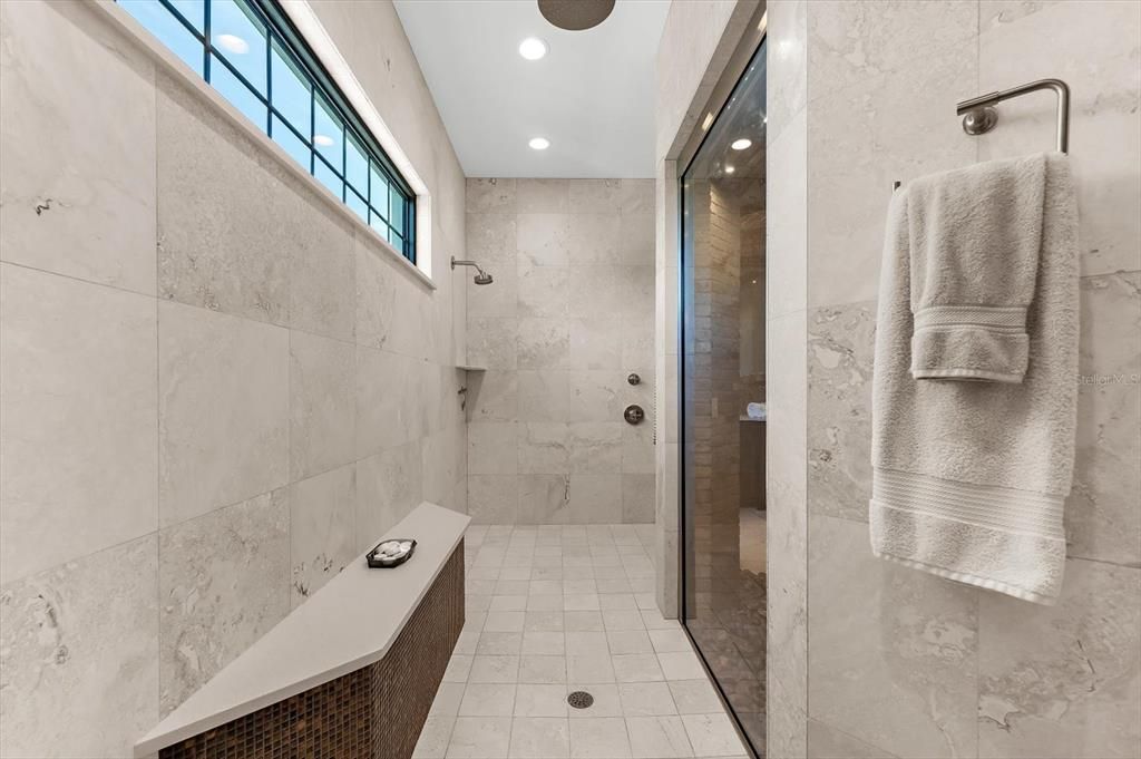 En Venta: $6,500,000 (4 camas, 5 baños, 6486 Pies cuadrados)
