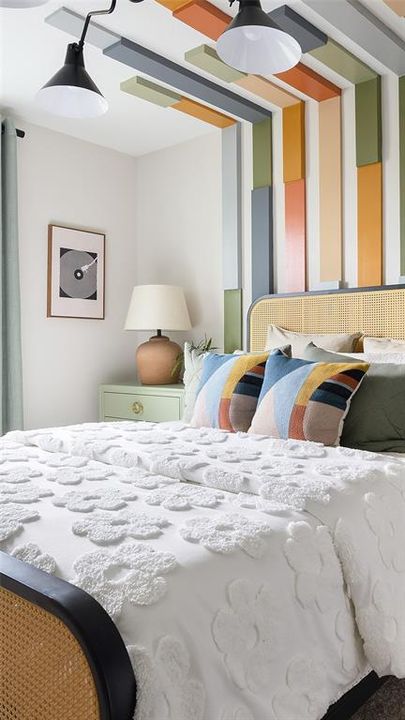 For Sale: $528,990 (5 beds, 3 baths, 3182 Square Feet)