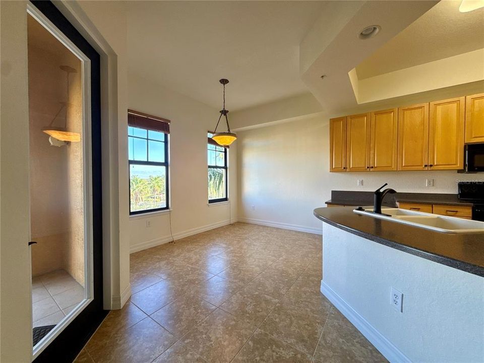 En Venta: $229,900 (2 camas, 2 baños, 1485 Pies cuadrados)