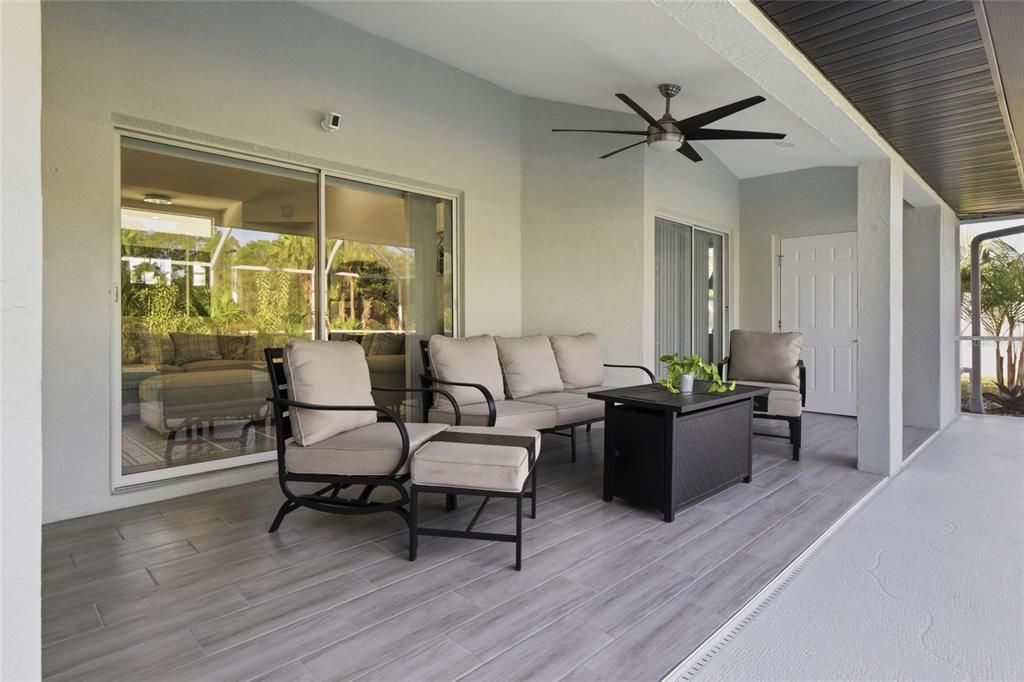 На продажу: $550,000 (3 спален, 2 ванн, 1910 Квадратных фут)