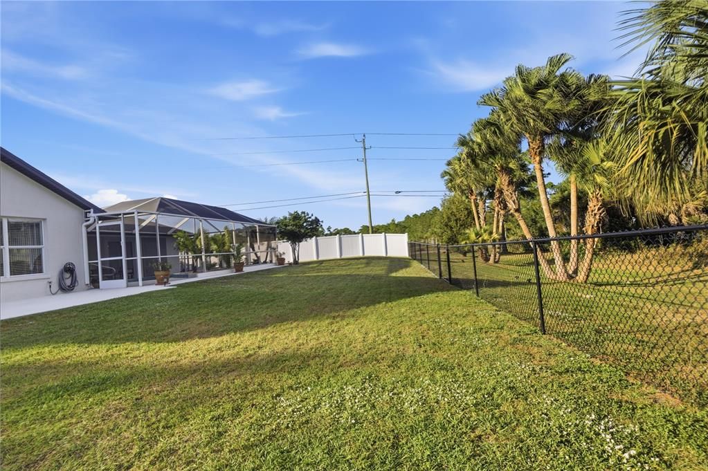 На продажу: $550,000 (3 спален, 2 ванн, 1910 Квадратных фут)