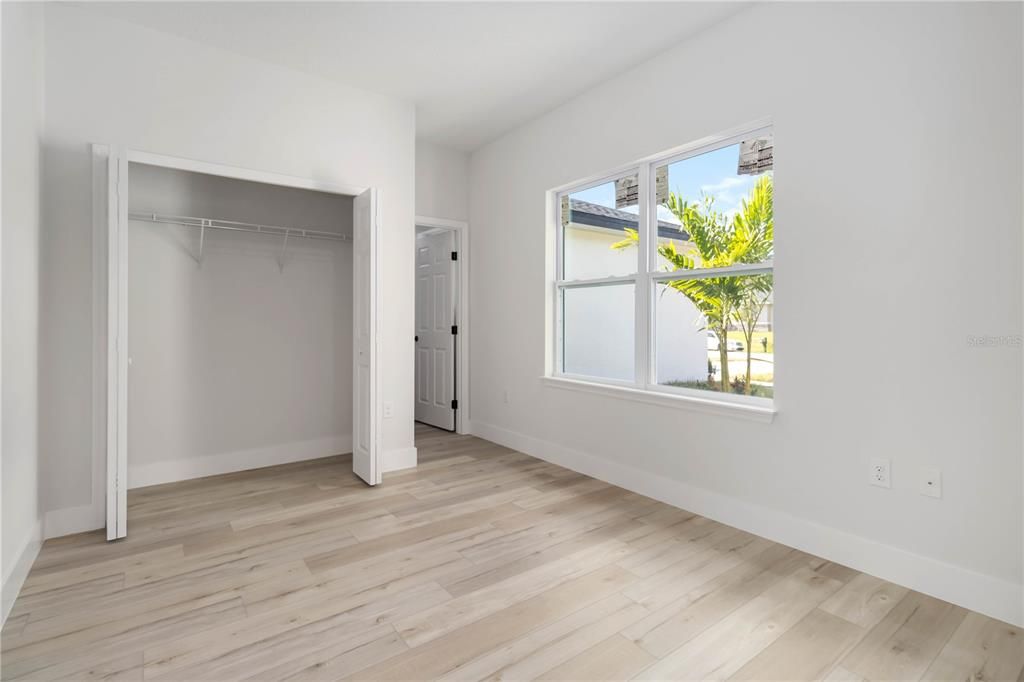 En Venta: $359,900 (4 camas, 3 baños, 1894 Pies cuadrados)