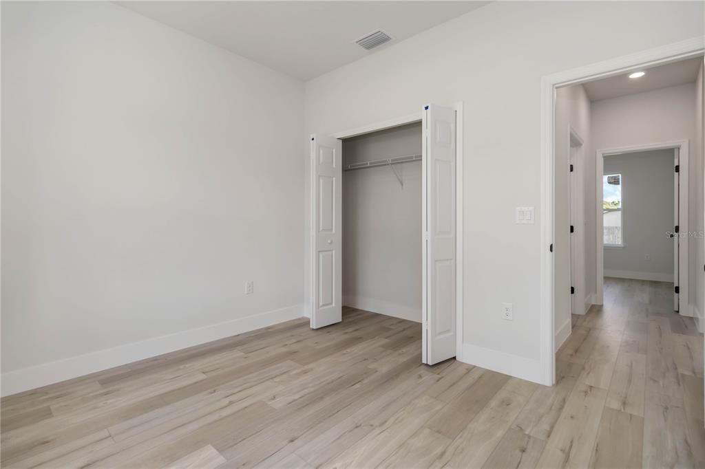 En Venta: $359,900 (4 camas, 3 baños, 1894 Pies cuadrados)