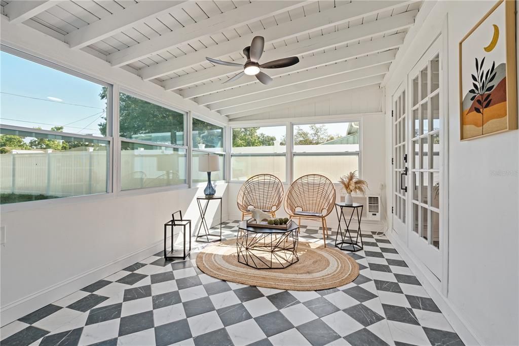 For Sale: $410,000 (3 beds, 2 baths, 1122 Square Feet)