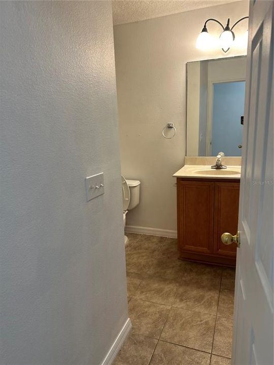 В аренду: $2,300 (3 спален, 3 ванн, 1392 Квадратных фут)