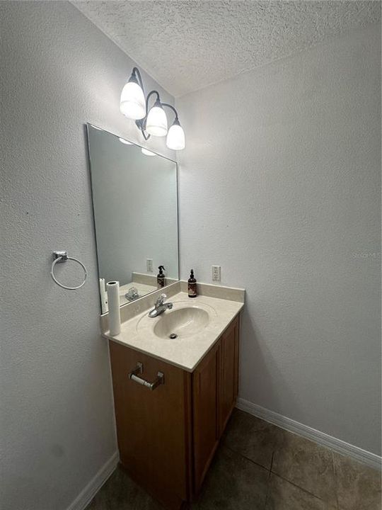 В аренду: $2,300 (3 спален, 3 ванн, 1392 Квадратных фут)