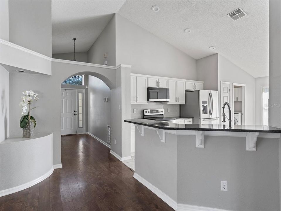 En Venta: $425,000 (4 camas, 2 baños, 1789 Pies cuadrados)