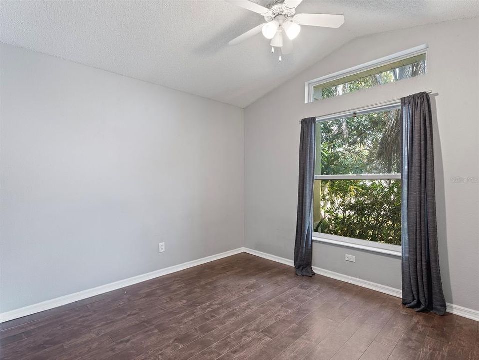 En Venta: $425,000 (4 camas, 2 baños, 1789 Pies cuadrados)