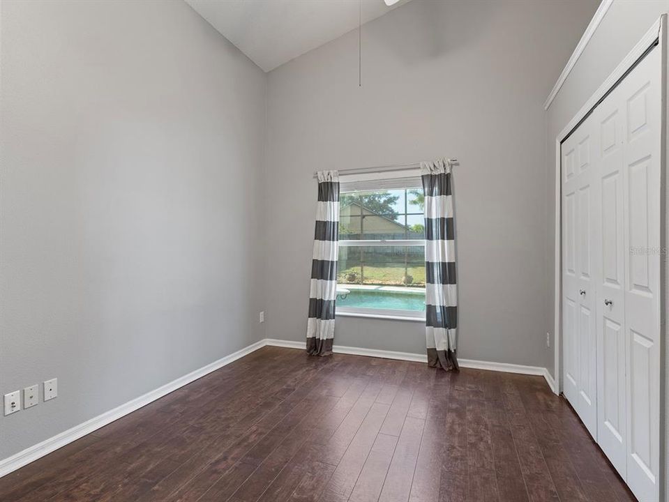 En Venta: $425,000 (4 camas, 2 baños, 1789 Pies cuadrados)